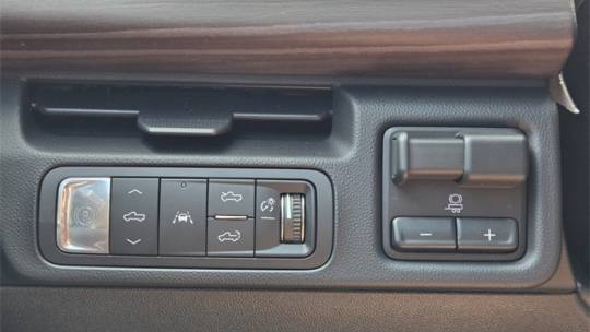 2025 GMC Sierra EV - Images - 23