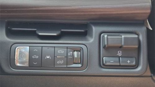 2025 GMC Sierra EV - Images - 23