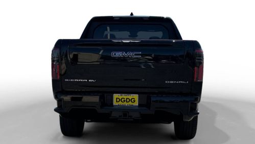 2025 GMC Sierra EV - Images - 4
