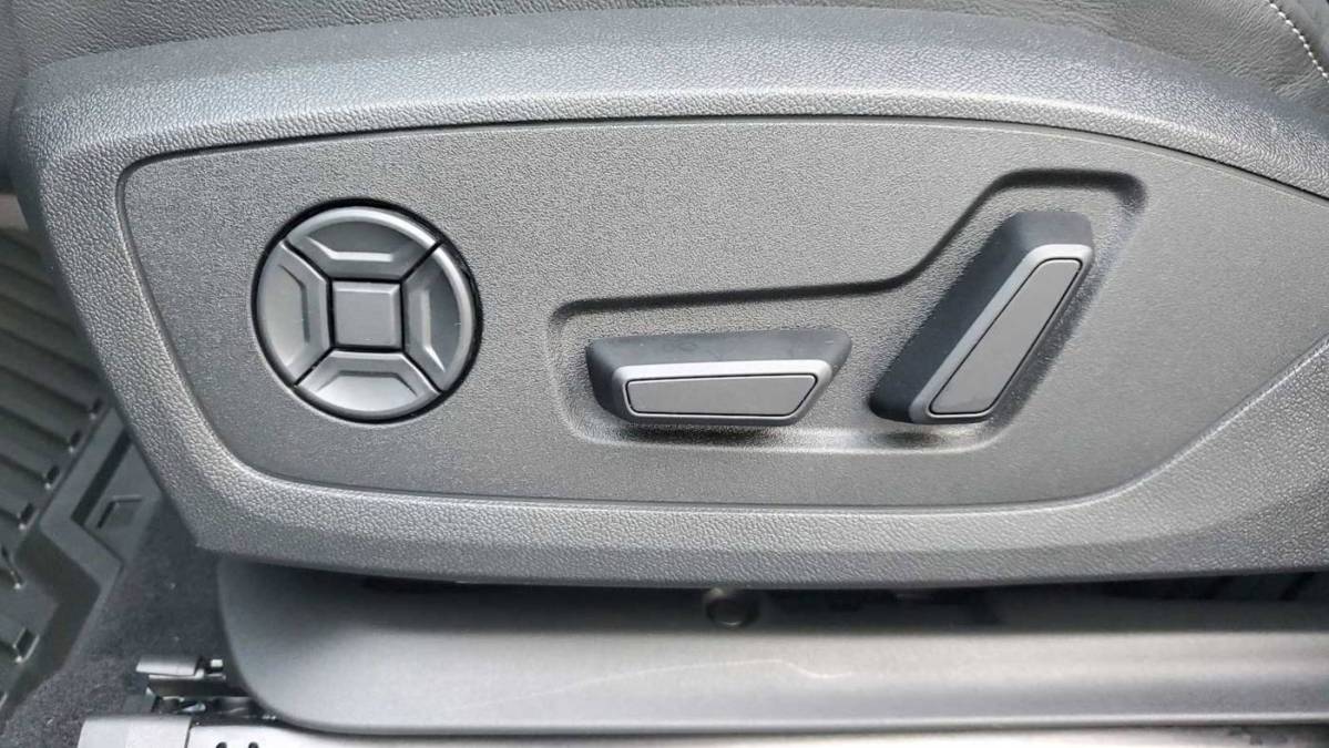 2024 Audi Q4 e-tron - Images - 13