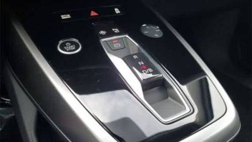 2025 Audi Q4 e-tron - Images - 22