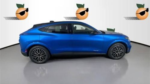 2025 Ford Mustang Mach E - Images - 8