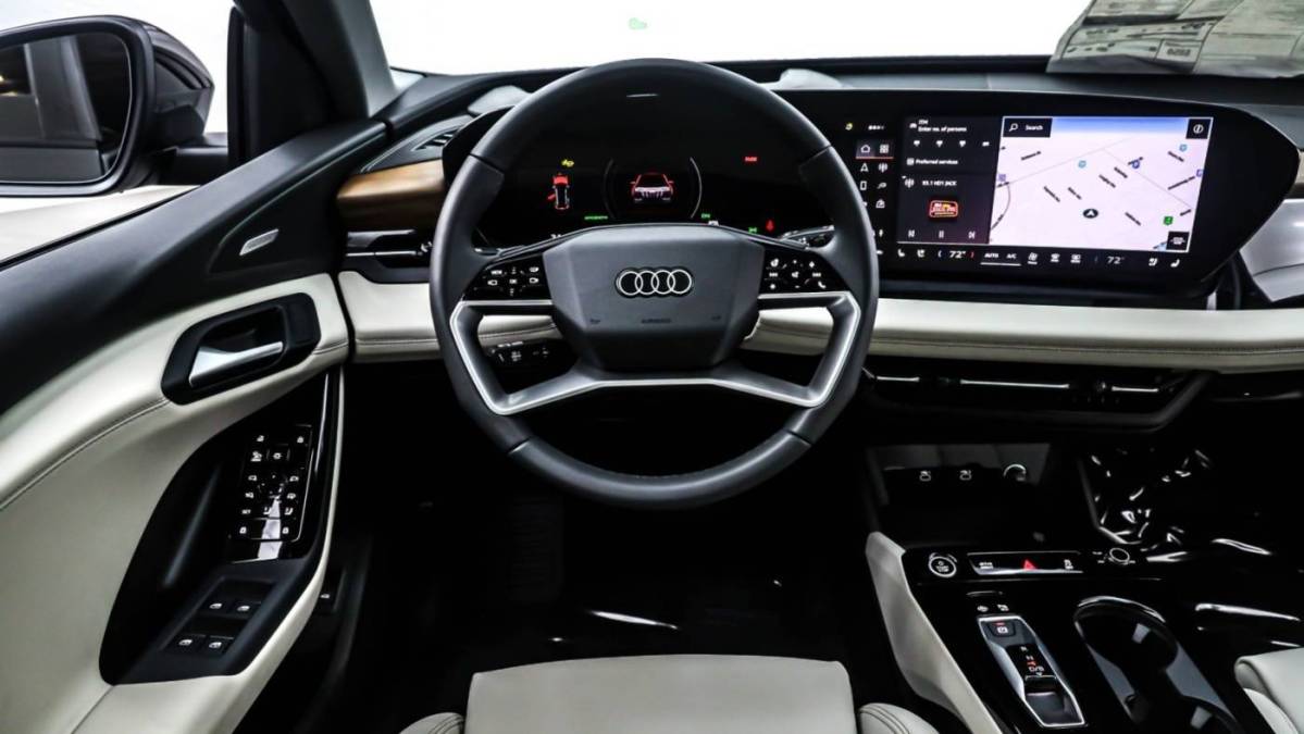 2025 Audi Q6 e-tron - Images - 4