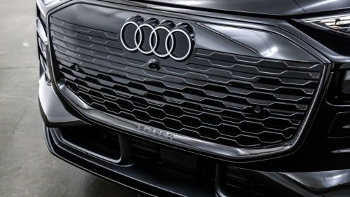 2025 Audi Q6 e-tron - Images - 13