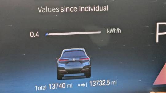 2023 BMW iX - Images - 10
