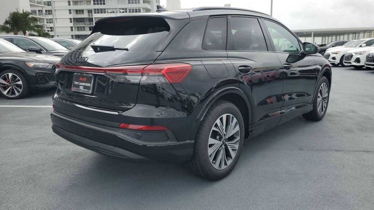 2025 Audi Q4 e-tron - Images - 6