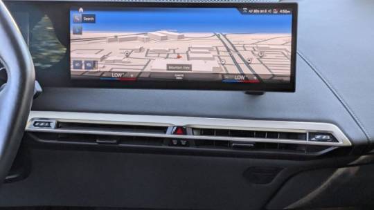 2023 BMW iX - Images - 11