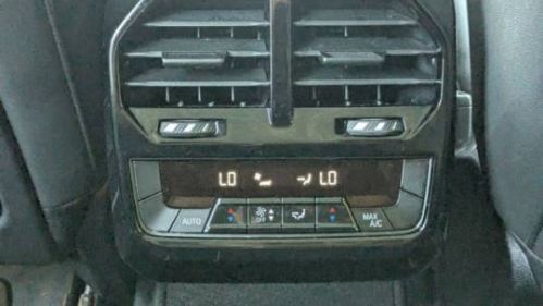 2023 BMW iX - Images - 20