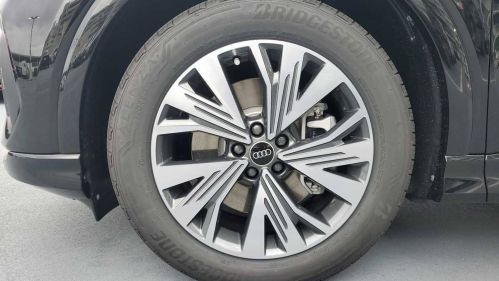 2025 Audi Q4 e-tron - Images - 10