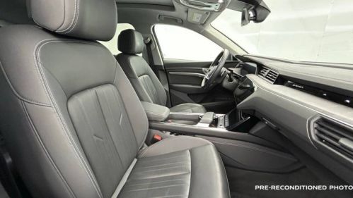 2021 Audi e-tron - Images - 13