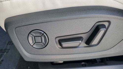 2025 Audi Q4 e-tron - Images - 13