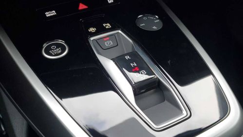 2025 Audi Q4 e-tron - Images - 21
