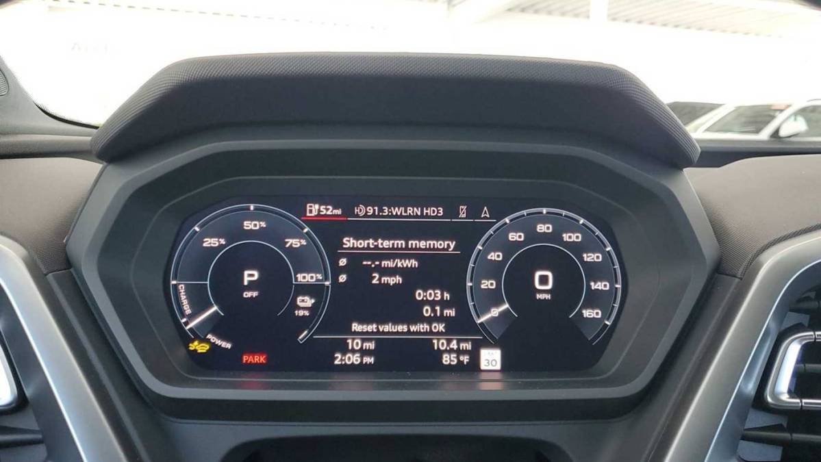 2025 Audi Q4 e-tron - Images - 23