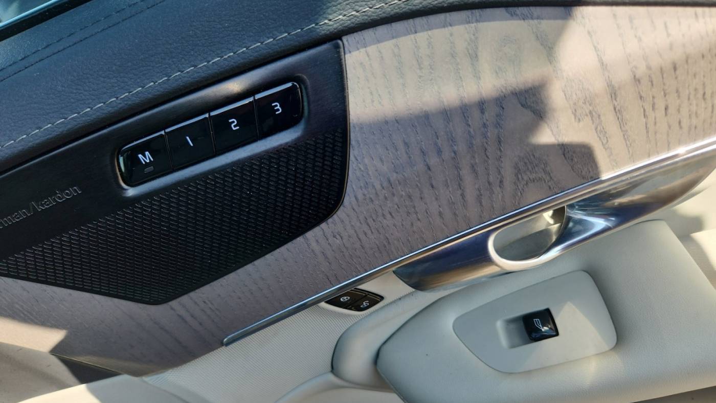 2022 Volvo XC90 YV4BR0CL5N1776367
