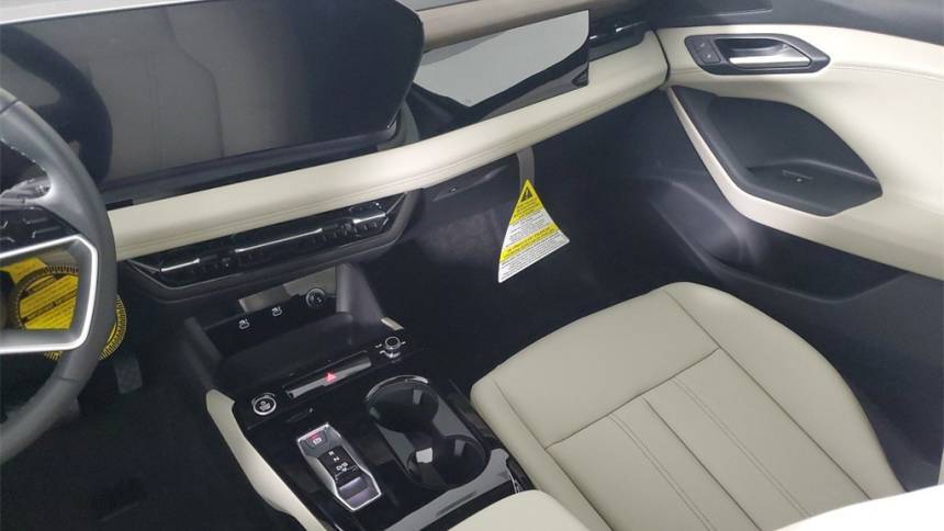 2025 Audi Q6 e-tron WA112BGF8SA021352
