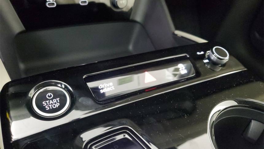 2025 Audi Q6 e-tron WA112BGF3SA016642