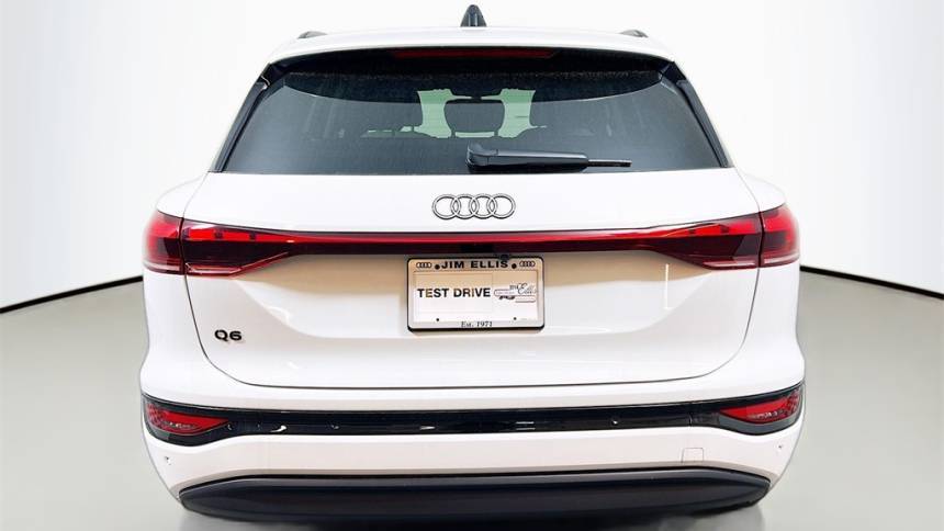 2025 Audi Q6 e-tron WA112BGF5SA016660