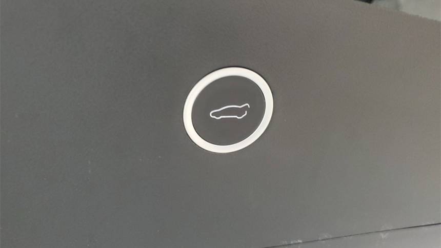 2016 Tesla Model X 5YJXCBE24GF031257
