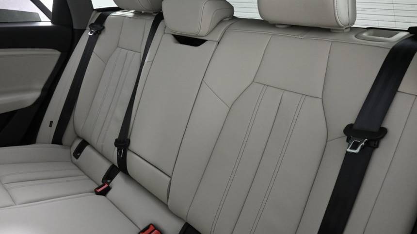 2025 Audi Q6 e-tron WA112BGFXSA023975