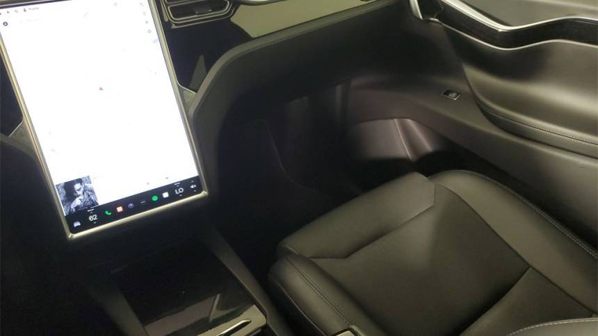 2016 Tesla Model X 5YJXCBE24GF031257