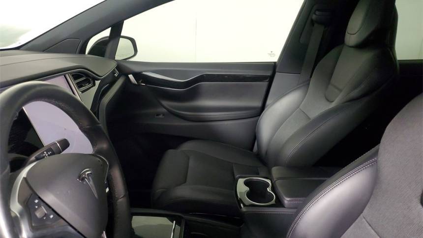 2016 Tesla Model X 5YJXCBE24GF031257