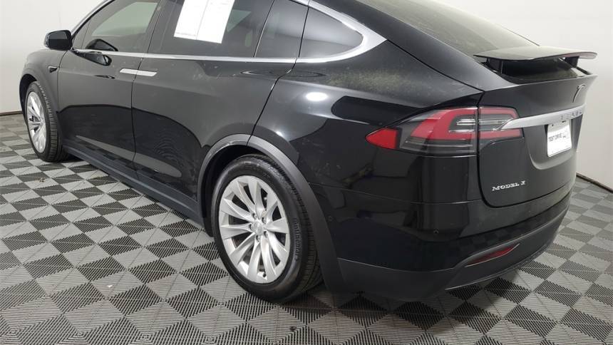 2016 Tesla Model X 5YJXCBE24GF031257