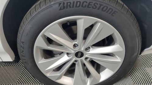 2025 Audi Q6 e-tron WA112BGF8SA021352