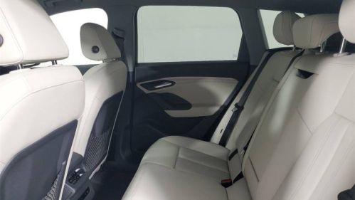 2025 Audi Q6 e-tron WA112BGF8SA021352