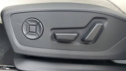 2025 Audi Q6 e-tron WA112BGF8SA021352