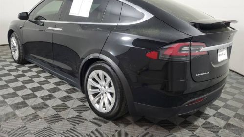 2016 Tesla Model X 5YJXCBE24GF031257