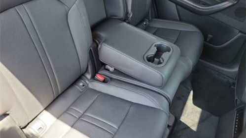 2025 Mazda CX-90 - Images - 17
