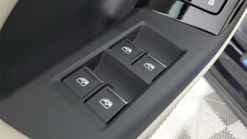 2025 Audi Q6 e-tron WA112BGF3SA016642