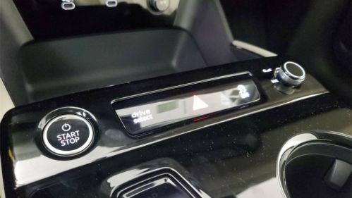 2025 Audi Q6 e-tron WA112BGF3SA016642