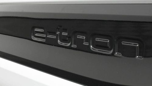 2025 Audi Q6 e-tron WA112BGFXSA023975