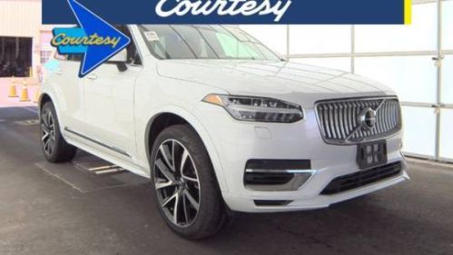 2022 Volvo XC90 - Images - 1