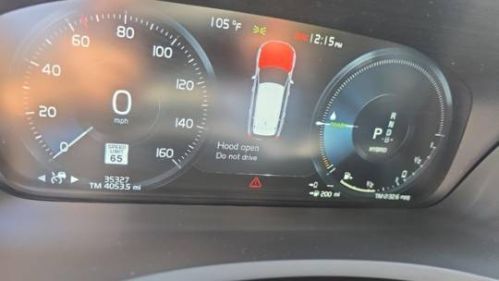 2022 Volvo XC90 - Images - 8