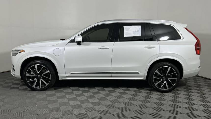 2022 Volvo XC90 - Images - 5
