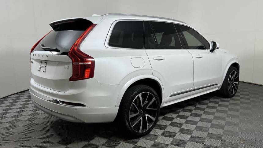 2022 Volvo XC90 - Images - 8