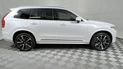 2022 Volvo XC90 - Images - 9