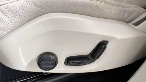2022 Volvo XC90 - Images - 14