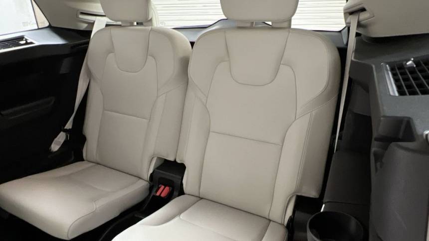 2022 Volvo XC90 - Images - 26