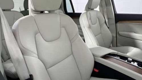 2022 Volvo XC90 - Images - 27