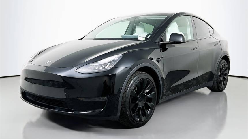 2021 Tesla Model Y 5YJYGDEE2MF077986