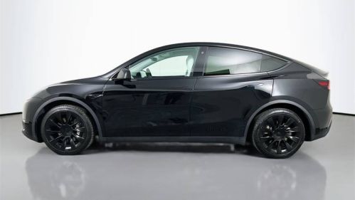 2021 Tesla Model Y 5YJYGDEE2MF077986
