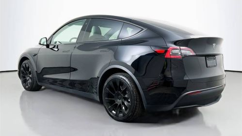 2021 Tesla Model Y 5YJYGDEE2MF077986