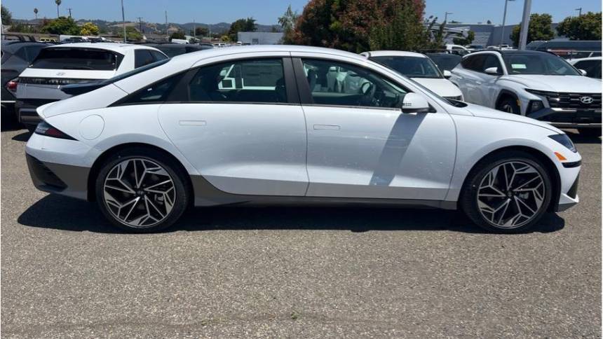 2025 Hyundai IONIQ 6 - Images - 4