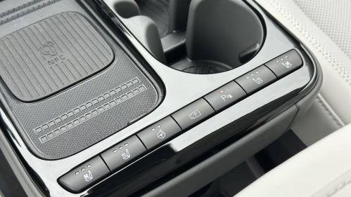 2025 Hyundai IONIQ 5 - Images - 14