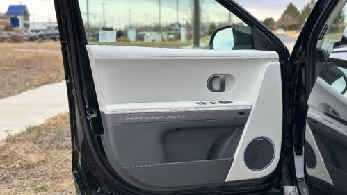 2025 Hyundai IONIQ 5 - Images - 20