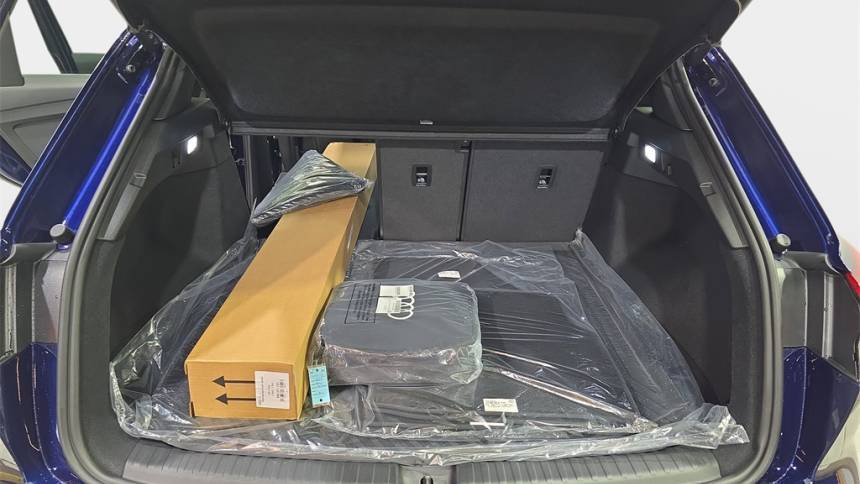 2025 Audi Q4 e-tron WA1LUBFZ3SP047787