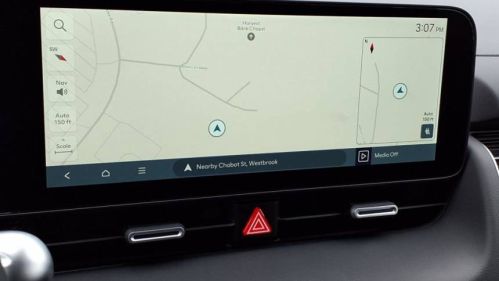2025 Hyundai IONIQ 5 - Images - 18